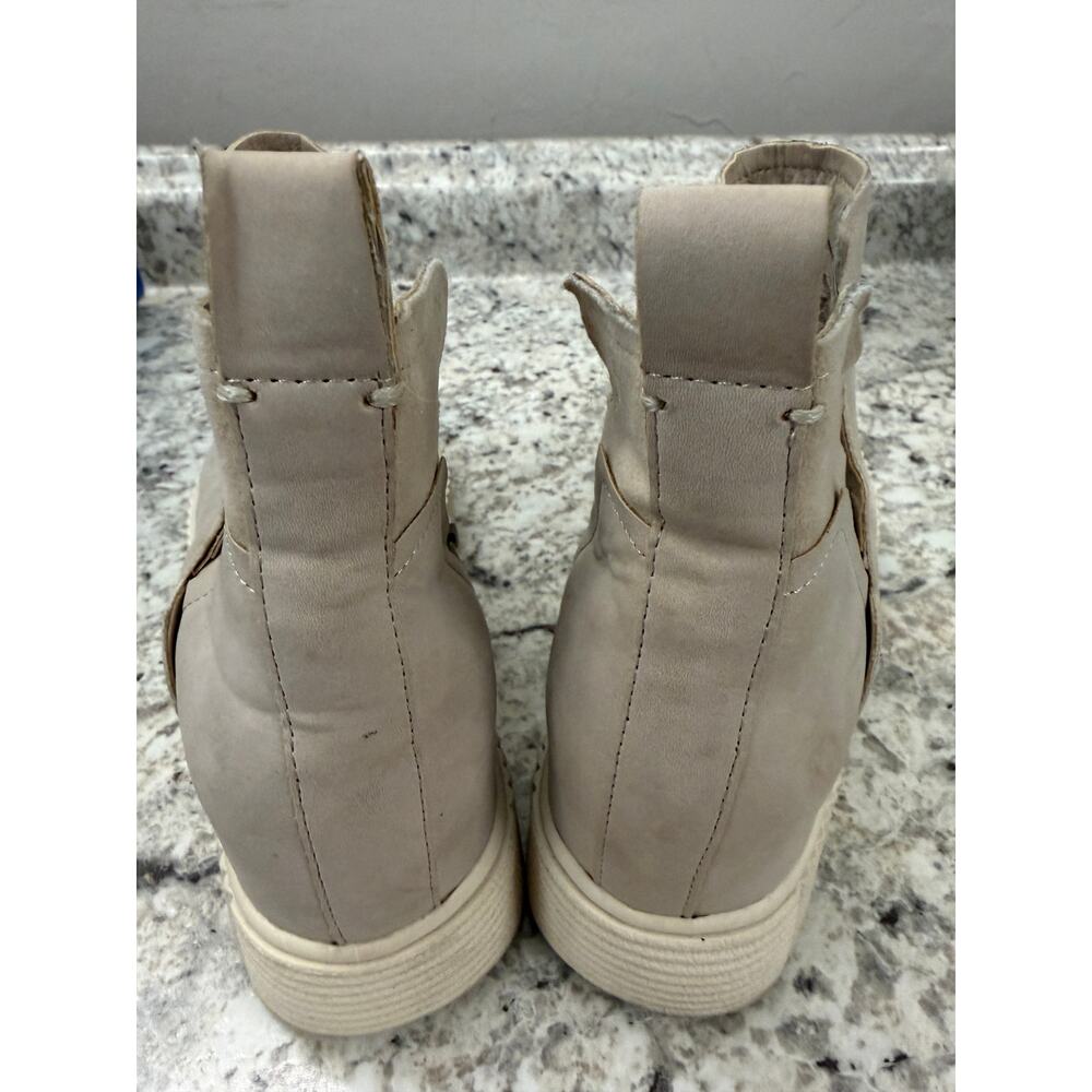 Dolce Vita Catri Wedge Booties Size 8.5 Taupe Suede Zip Ankle Boots Comfort - Picture 4 of 9